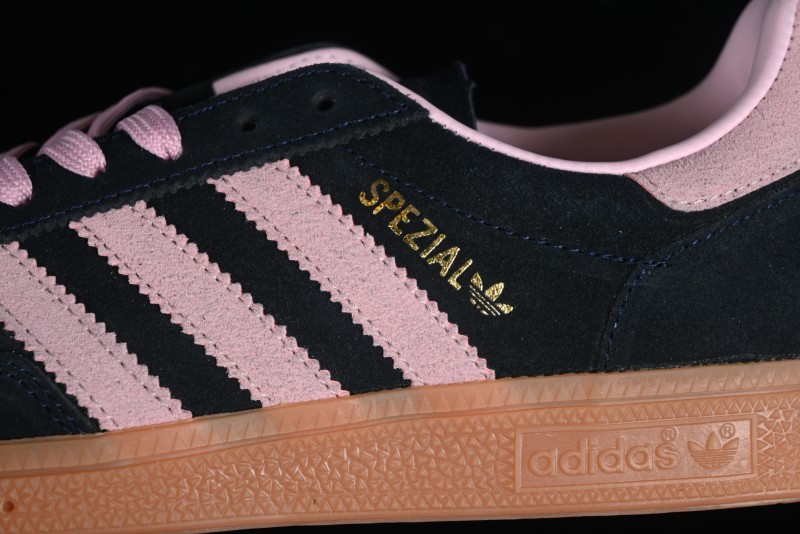 Adidas Handball Spezial Retro Sneakers with Suede Upper and Classic Three Stripes - IE5897