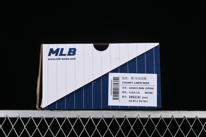 New York Yankees MLB Chunky Liner Wide Platform Sneakers with 6cm Height Increase - 3ASXCLW4N50CRS