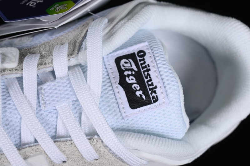 Onitsuka Tiger Moage Co Low-Top Running Shoes Comfortable Slip-Resistant Casual Sneakers - 1183B555-102