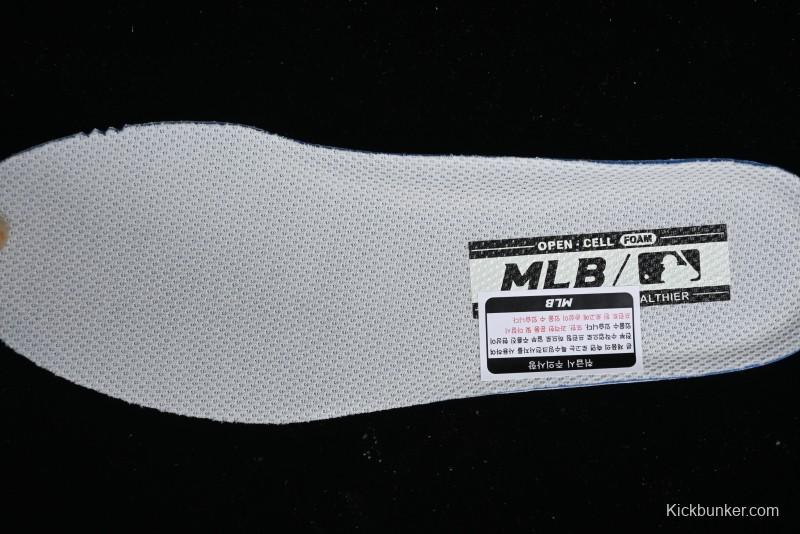 MLB Chunky Liner New York Yankees Hook & Loop Lightweight Platform Sneakers with 6cm Height Increase - 3ASXLM13N50BKS
