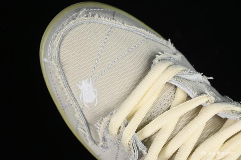 Nike SB Dunk Low "Mummy" Skateboarding Shoes with Mummy-Inspired Design - DM0774-111