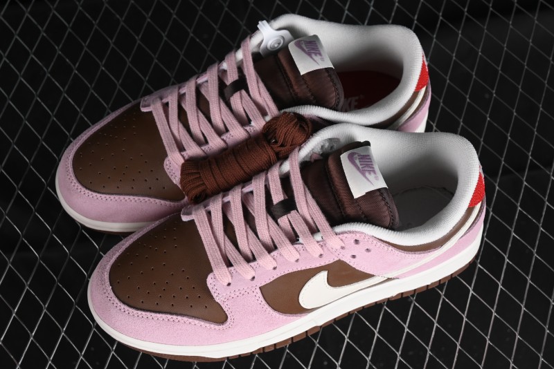 Nike Stussy Dunk Low SB 'Neapolitan' Reverse Colorway Skate Shoes - HM0987-200