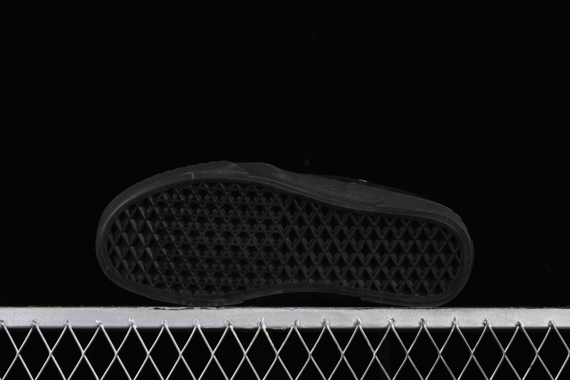 Vans Caldrone Classic Black Retro Skate Shoes - VN0007P9BA2