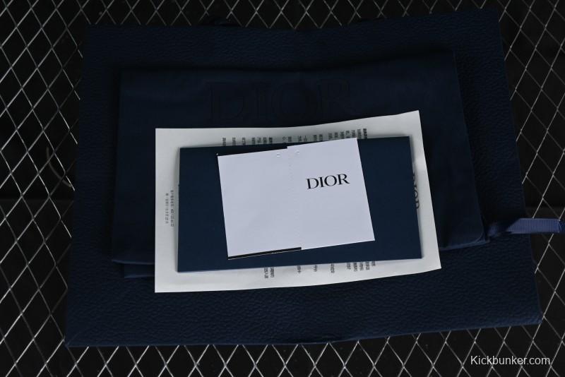 Dior B30 Sneakers with Reflective CD30 Logo and Lightweight Rubber Sole - CD30