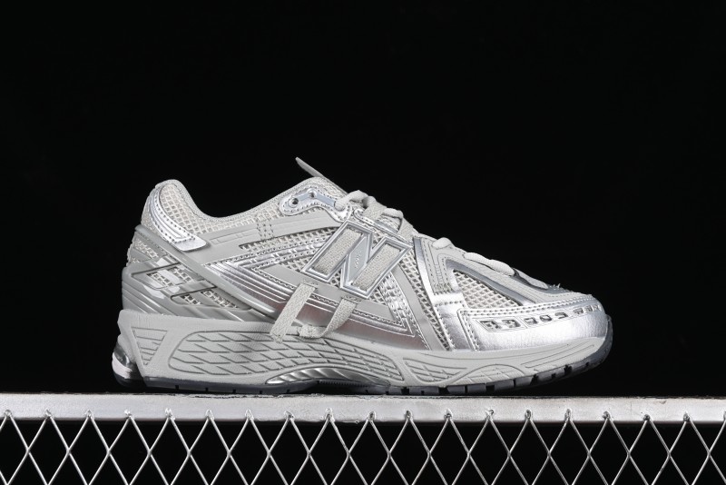 New Balance 1906 Series Retro Dad Style Casual Running Shoes with T-Beam Outsole and Exposed Cushioning - M1906AG