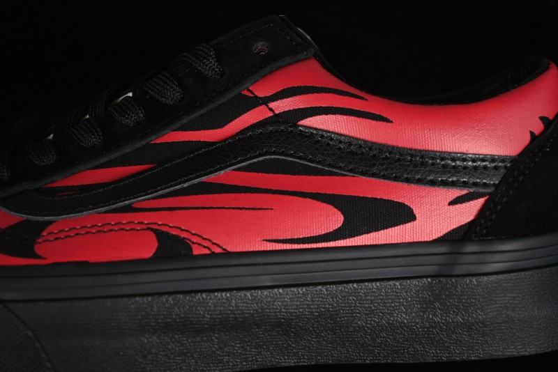 Vans Knu Skool High Street American Retro Canvas Skate Shoes in Black Red - VN0009BCRTU