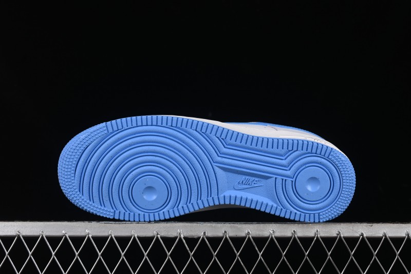 Nike Air Force 1 '07 Low Casual Sneakers with Full-Length Air Cushion - DC9486-104