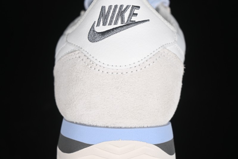 Nike Classic Cortez Leather Retro Running Shoes - HF6410-101