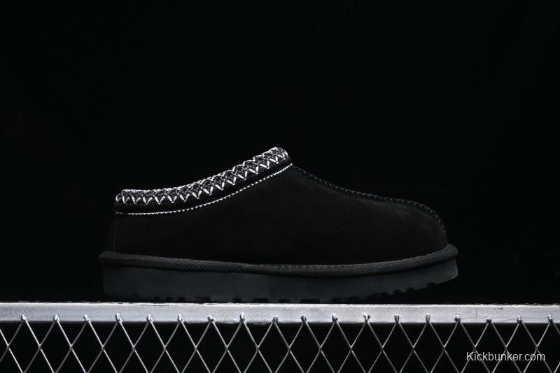 UGG Classic Mini II Snow Boots with TREADLITE Outsole - 5955