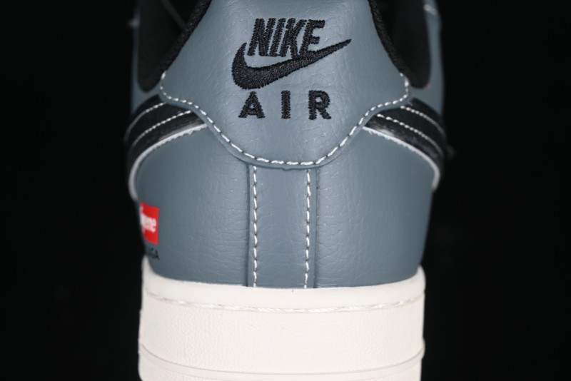 Nike Air Force 1 '07 Low Supreme Collaboration Sneakers in Blue Grey - XZ6188-385