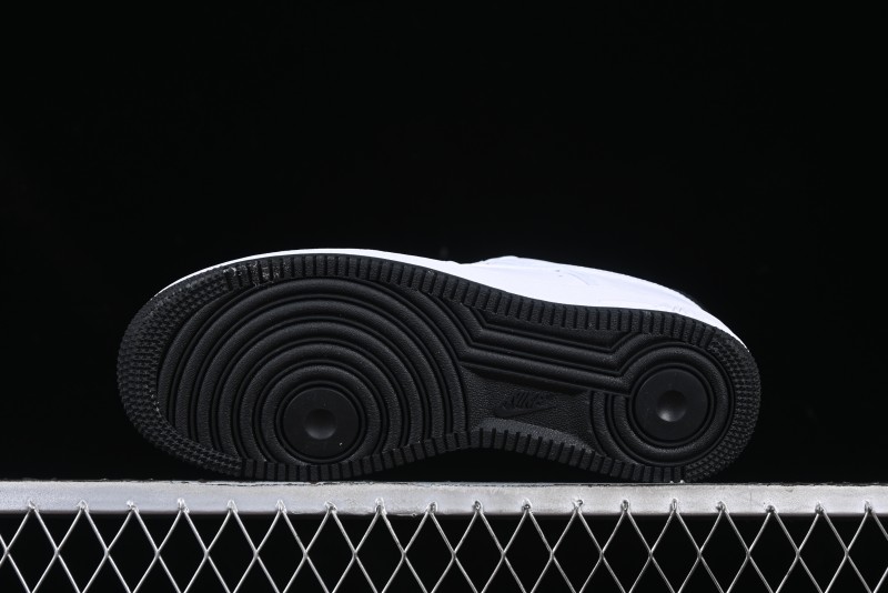 Nike Air Force 1 '07 Low Casual Sneakers with Full-Length Air Cushion - HM9483-101