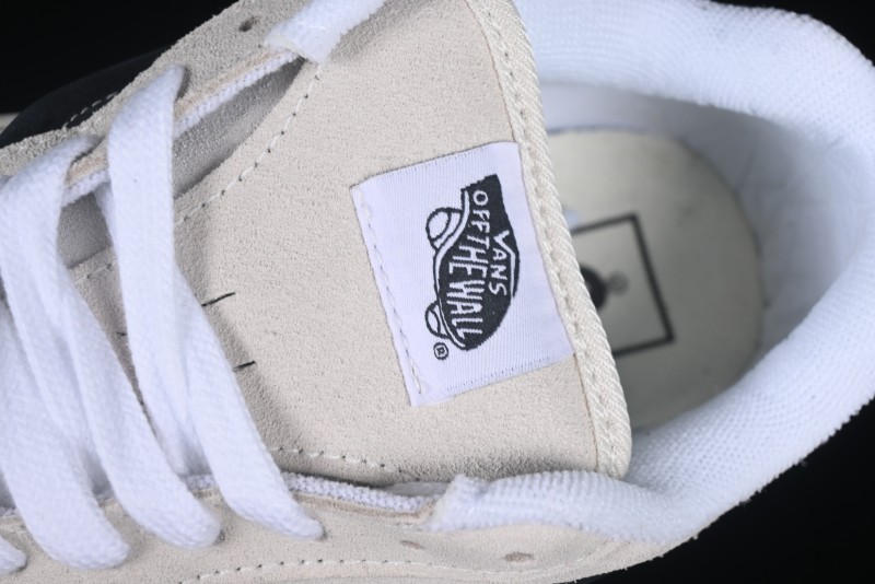 Vans Knu Skool Low-Top Retro Chunky Sneakers - VN0009QCD24