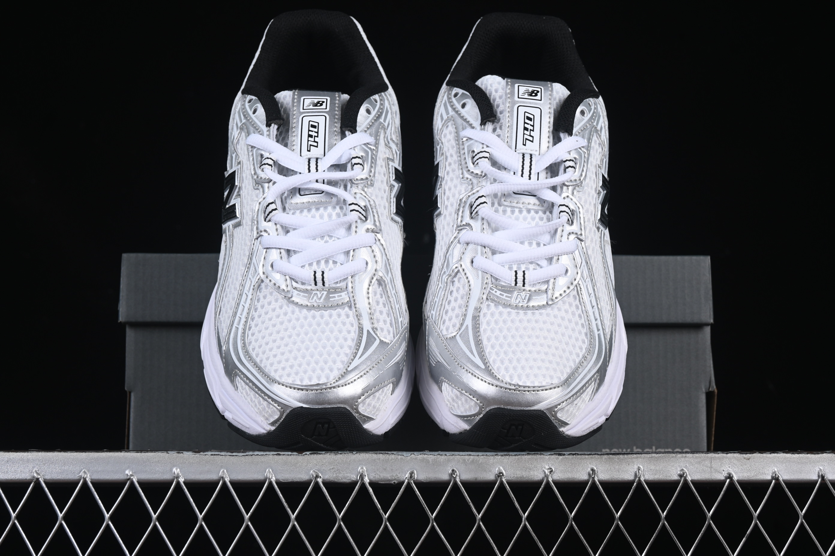New Balance 740 Series Retro Dad Style Casual Sports Running Shoes - U740NW2