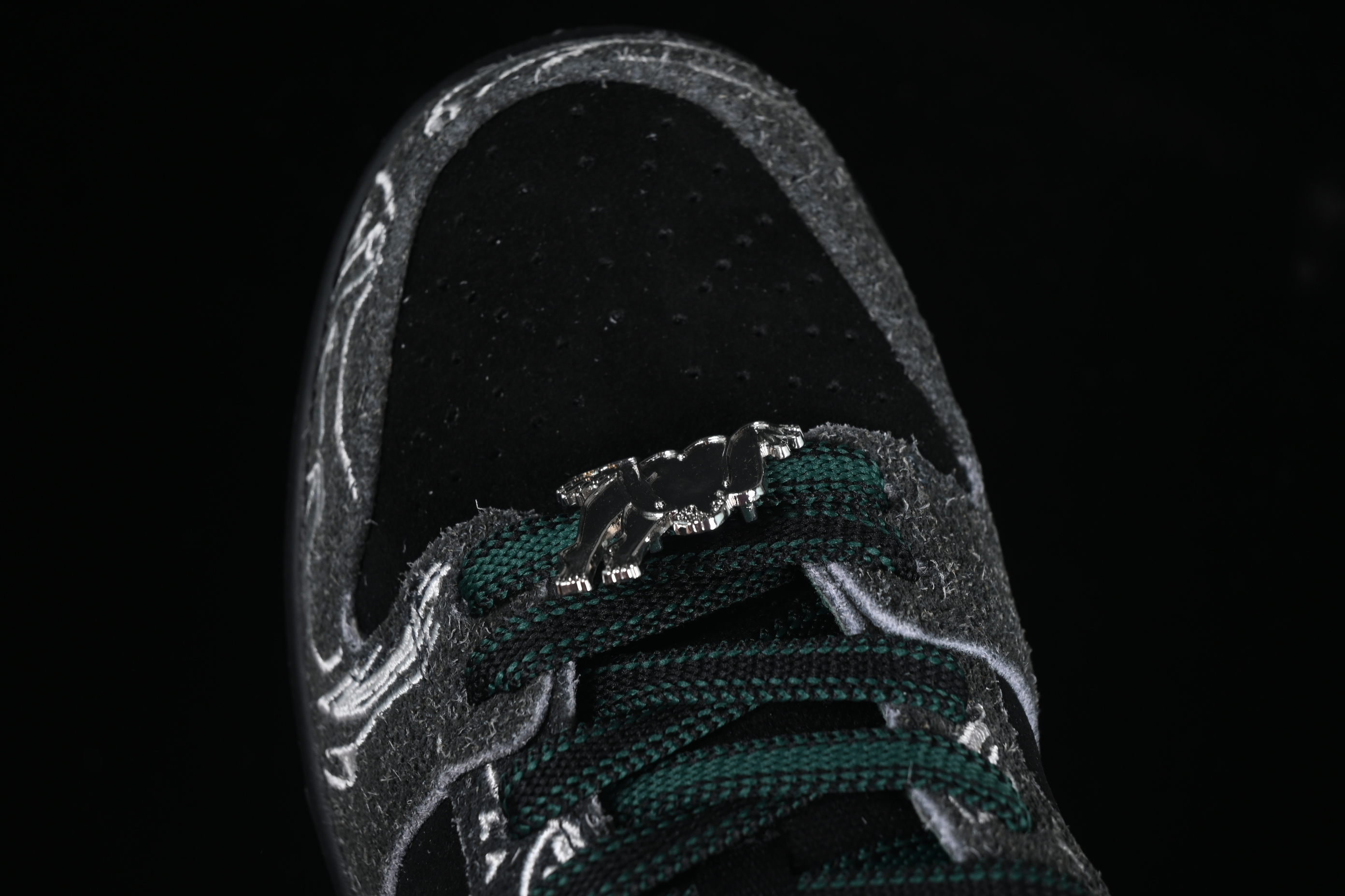 Nike There Skateboards x Nike SB Dunk Low Graffiti Art Style Collaboration SB Low-Top Casual Skate Shoes - HF7743-001