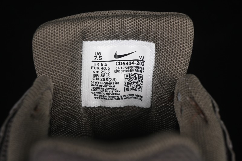 Nike P-6000 Prm Retro Casual Sneakers with Layered Design - CD6404-202