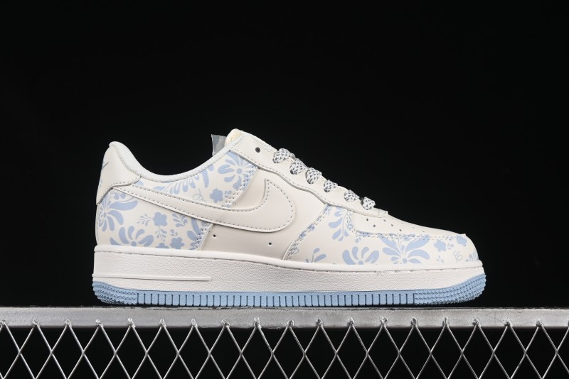 Nike Air Force 1'07 Low Supreme Co-branded Blue and White Casual Sneakers - XX3168-137