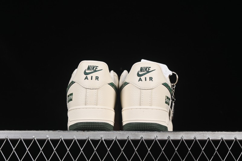 Nike Air Force 1 '07 Low Supreme Collaboration Green Camo Swoosh Casual Sneakers - KK1988-069