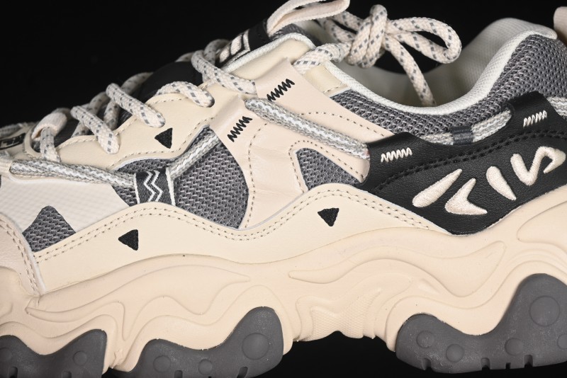 Fila Heritage Fluid Cat Paw 5.0 Retro Dad Shoes with Lace-Up Design - F12M442115FAG