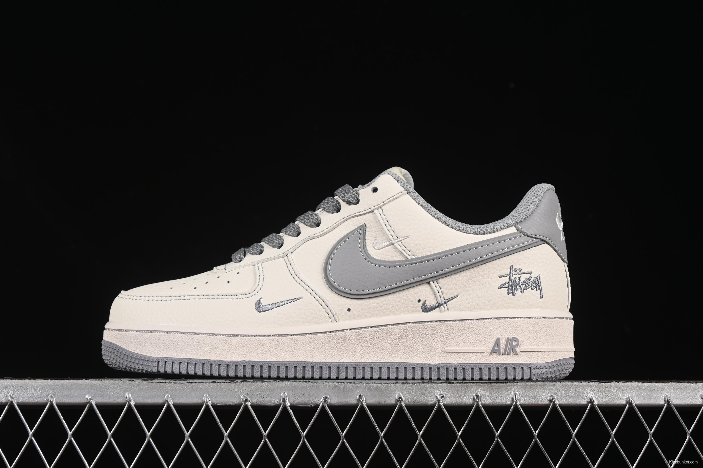 Nike Air Force 1'07 Low Stussy Collaboration Beige Mini Swoosh Casual Sneakers - HH7518-060