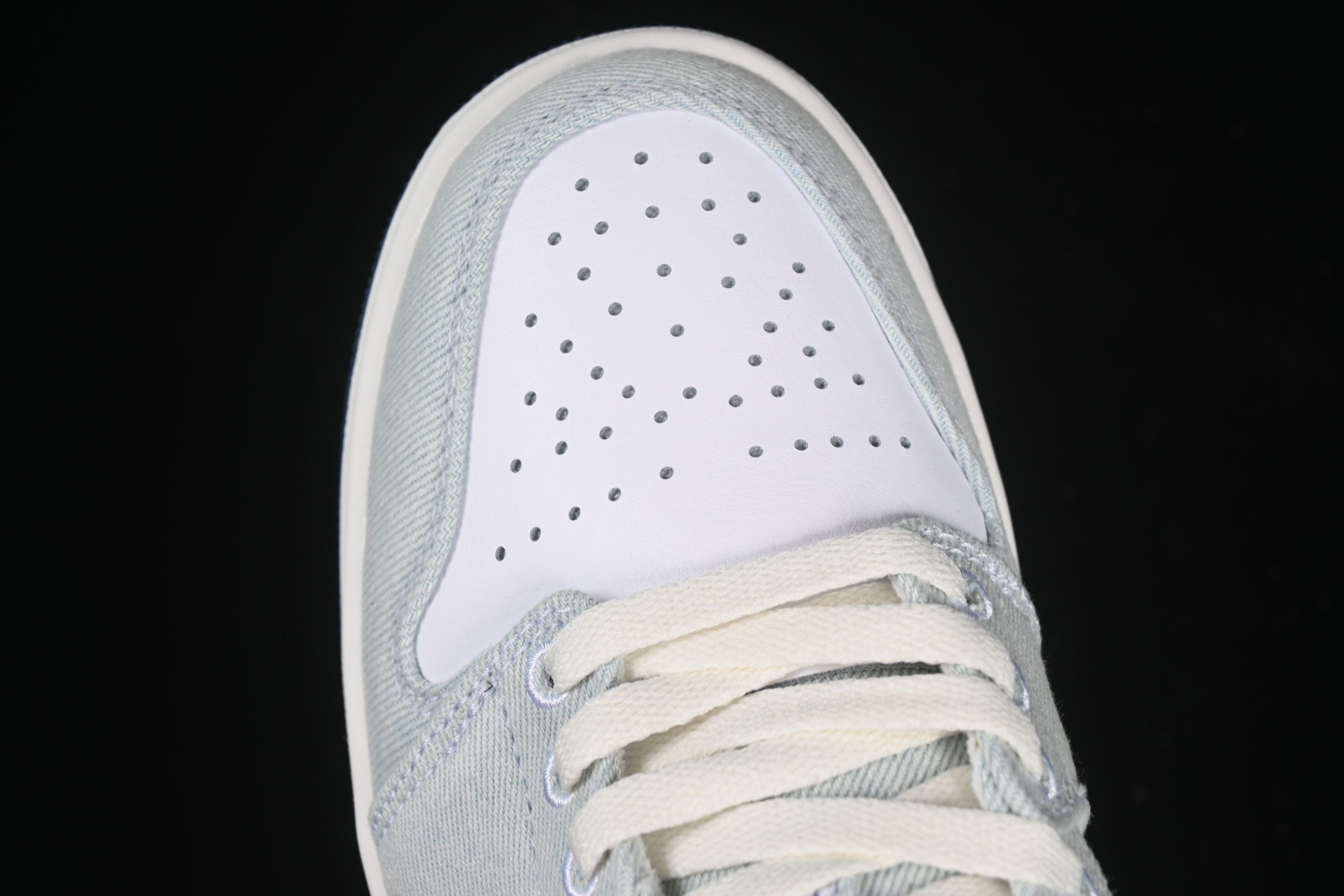 Nike Air Jordan 1 Low "Canadian Tuxedo" Basketball Shoes - IH0648-141