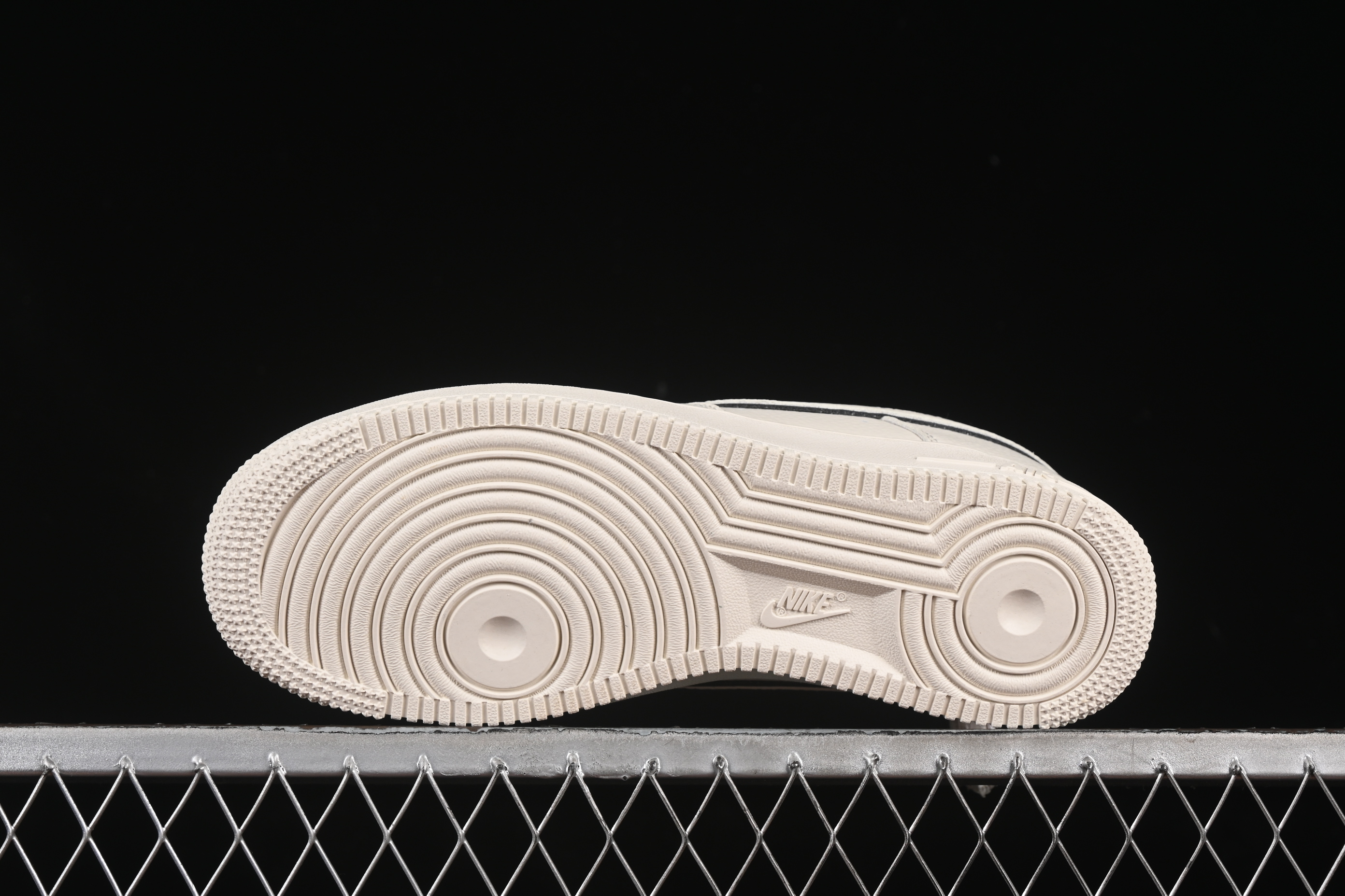 Nike Air Force 1'07 Low Custom ID Official Sync Low-Top Casual Sneakers with 3M Reflective Stars - MJ0319-026