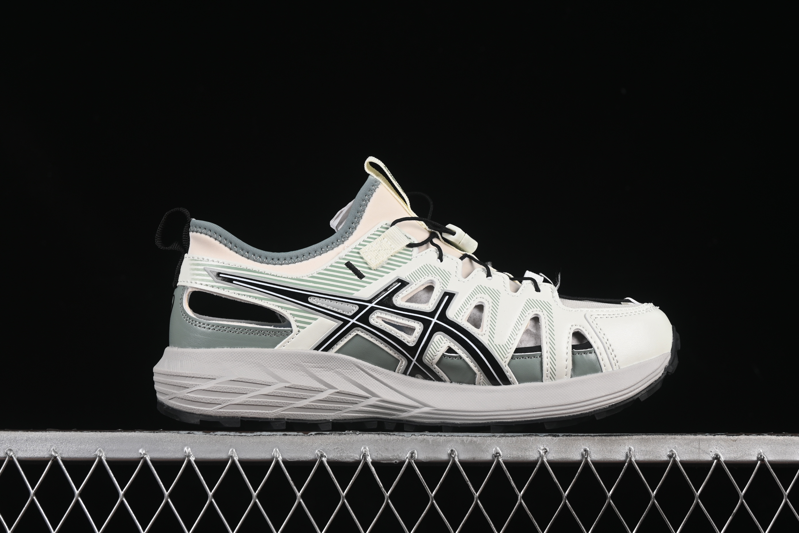 Asics Gel-Sonoma SE Sports Leisure Breathable Sandals - 1203A670-100