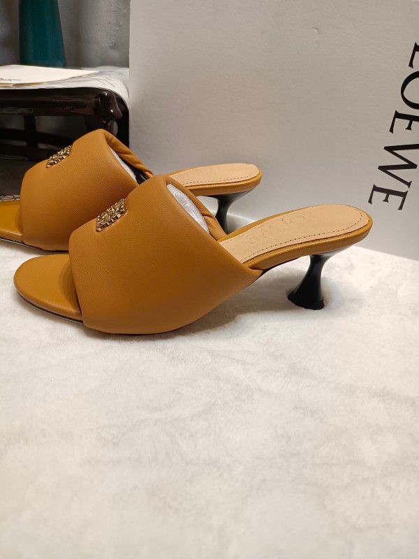 2025 Women Loewe Brown Leather Slippers