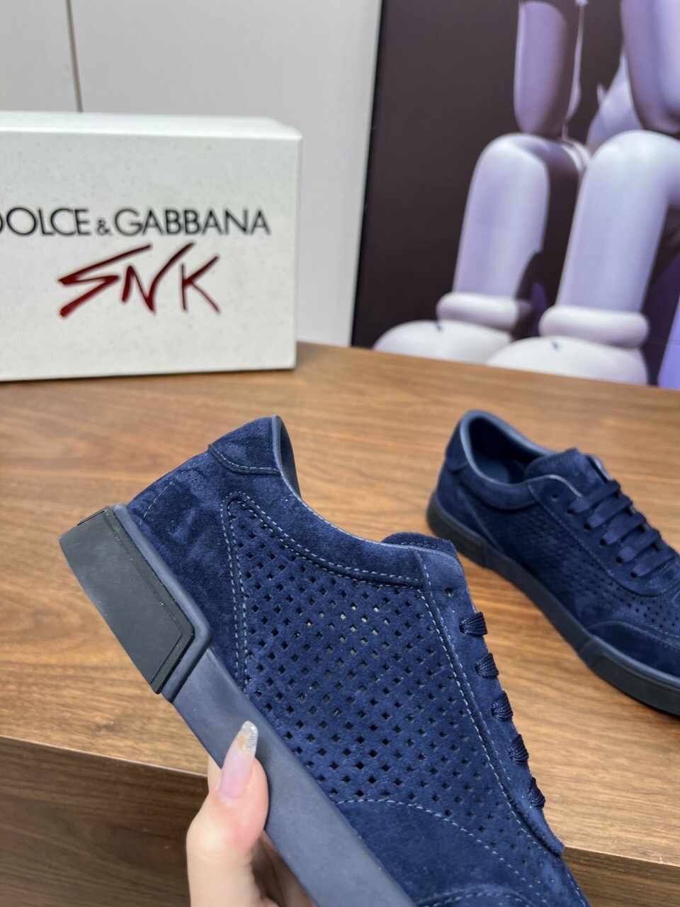 2025 Men Dolce & Gabbana Navy Suede Sneakers LY00280