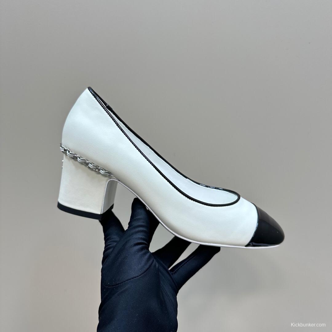 2025 Women Chanel White Black Leather Block Heel Pumps