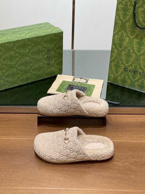 2024 Slippers Gucci Beige Shearling GG Embroidery