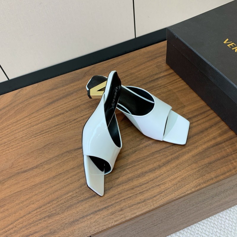 2025 Women VERSACE White Patent Leather Slippers KFY00280