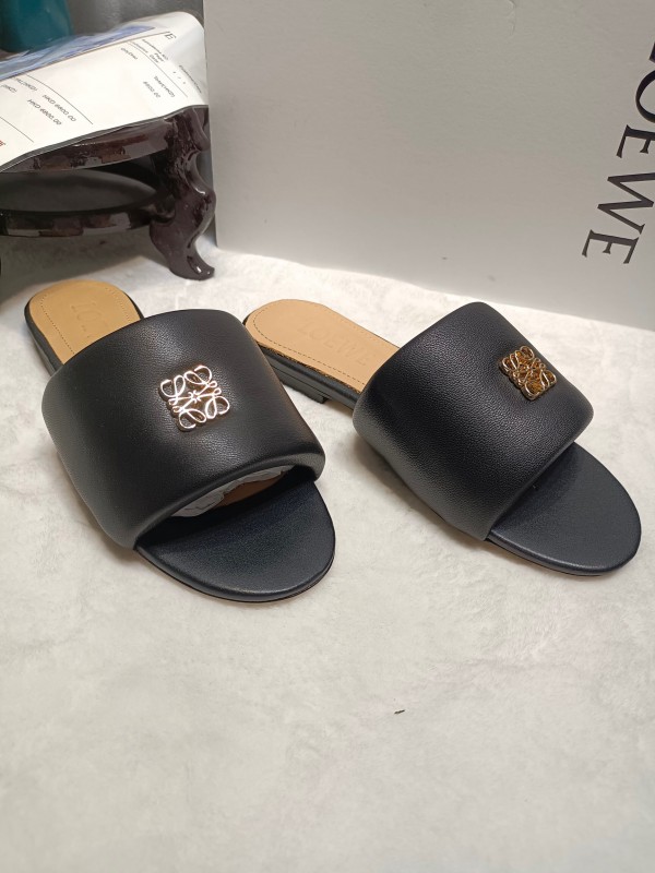 2025 Women Loewe Black Leather Slippers LY00000