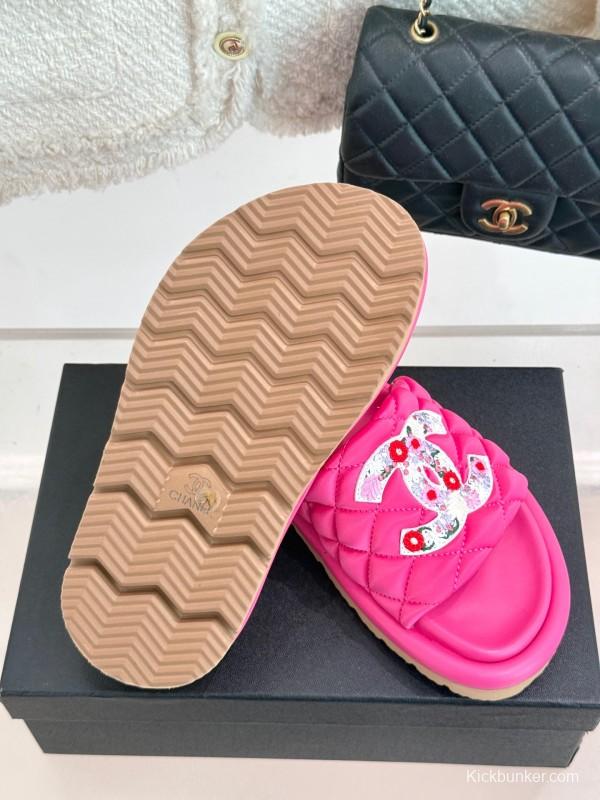 2025 Slippers Chanel Pink Silk Slippers