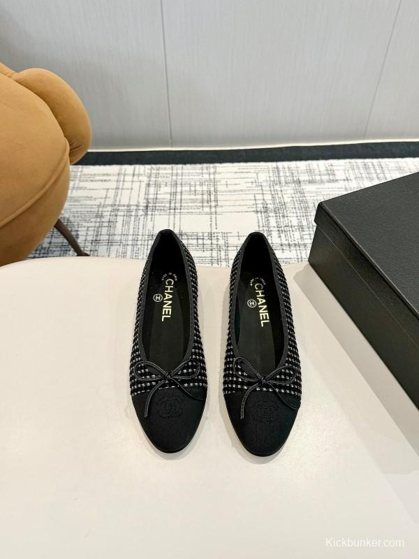 2025 Women Chanel Black White Wool Leather Ballet Flat LY00250