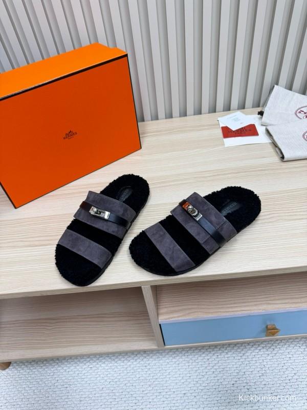 2024 Slippers Hermès Black Grey Shearling Slippers MJ00300