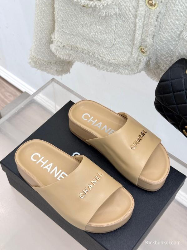 2025 Women Chanel Beige Leather Slippers