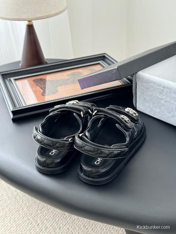 2025 Women Chanel Black Patent Leather Sandals LY00320