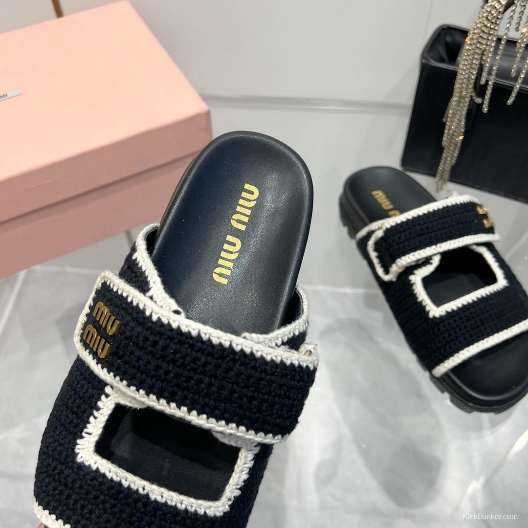 2025 Miu Miu Black White Crochet Leather Slippers KFY00290