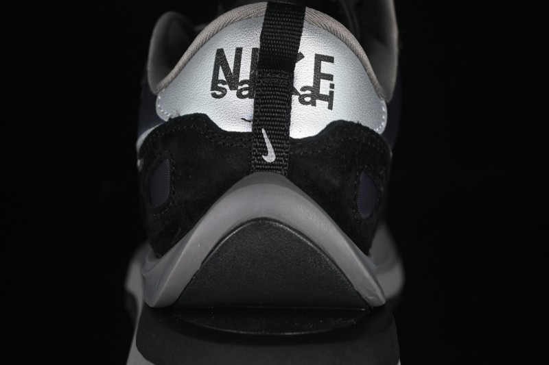 Nike Sacai VaporWaffle 3.0 Fashion Show Casual Shoes - DD1875-300
