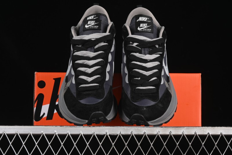 Nike Sacai VaporWaffle 3.0 Fashion Show Casual Shoes - DD1875-300