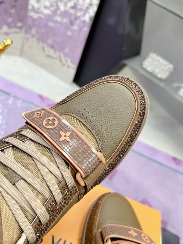 2025 Unisex Louis Vuitton Brown Khaki Leather Fabric Plimsolls Beading AS00400