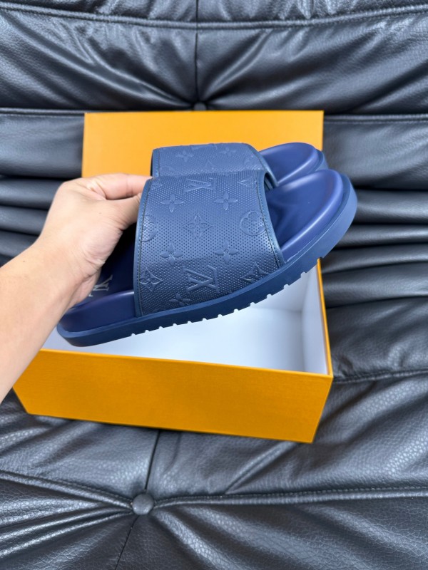 2025 Men Louis Vuitton Blue Leather Slippers AS00170