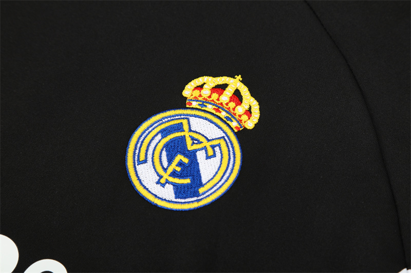 Retro 08/09 Real Madrid Black Half Zipper Jacket