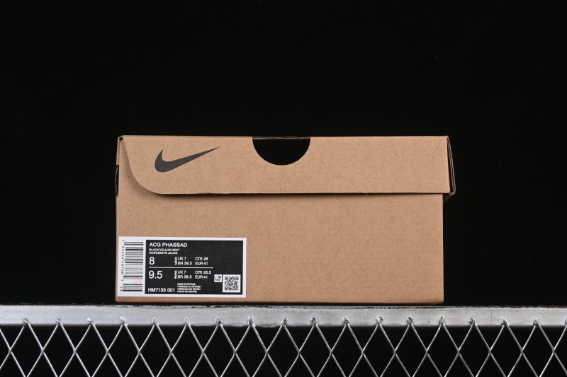 Nike ACG Phassad Hiking Shoes with Enhanced Grip and Comfort - HM7133-001
