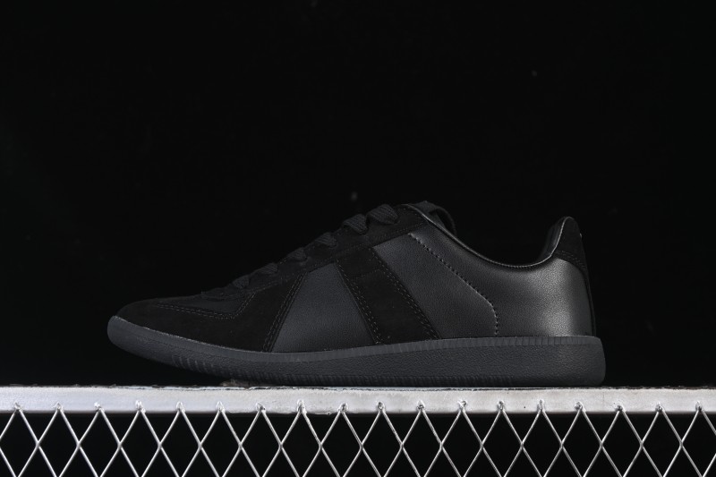 Maison Margiela Replica Calfskin Casual Sneakers - S57WS0236