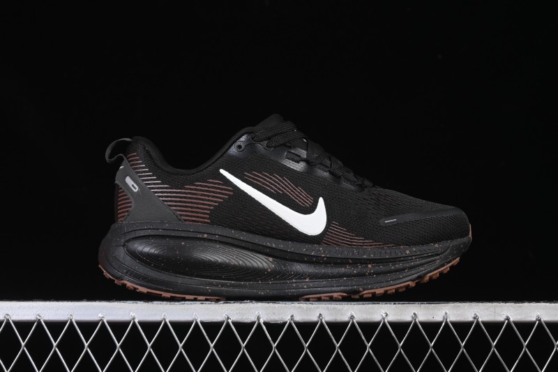 Nike Air Zoom Vomero 18 Cushioned Running Shoes - IH4454-001