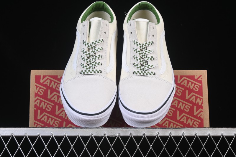 Vans Old Skool Low-Top Casual Skate Shoes - VN000D6WBOM