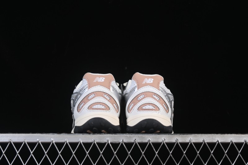 New Balance 204 Series Retro Casual Running Shoes with Breathable Comfort - U204LSWA