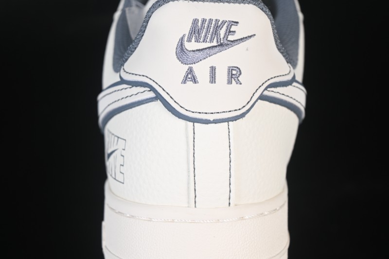 Nike Air Force 1 '07 Low Casual Sneakers with Full-Length Air Cushion - JP8028-014