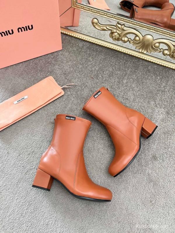 Miu Miu Fall/Winter 2025 Runway Dreamy Night City Heels - LY00290